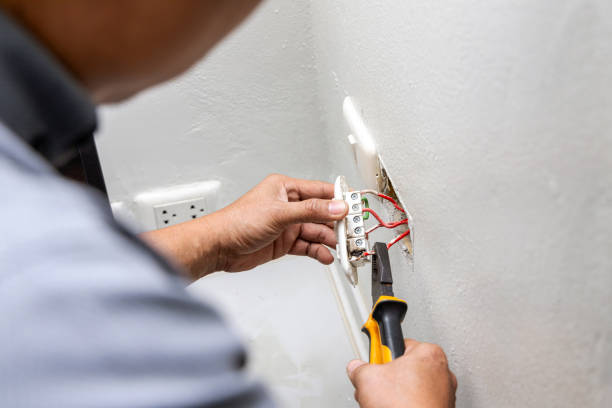 Best Circuit Breaker Repair  in Arthur, IL